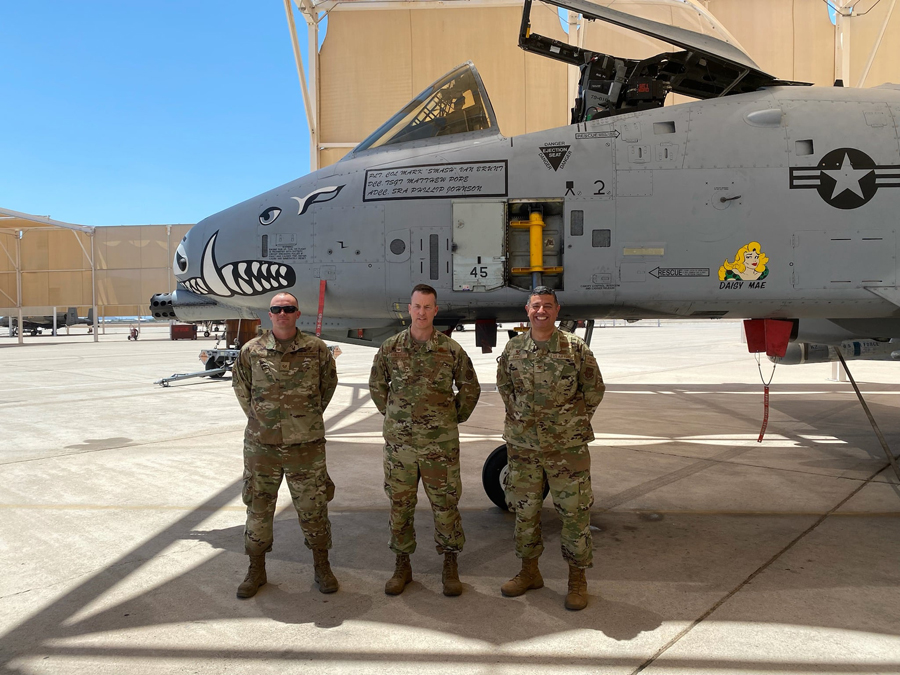 Commander Of Fighter Wing Visits Davis-Monthan Unit - Desert Lightning ...