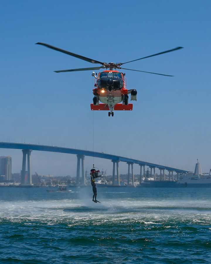 Joint open-water survival training prepares Air Force pilots - Desert ...