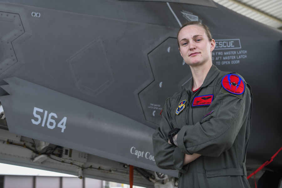 63rd FS Graduates First Female B-course Student Pilot - The Thunderbolt ...