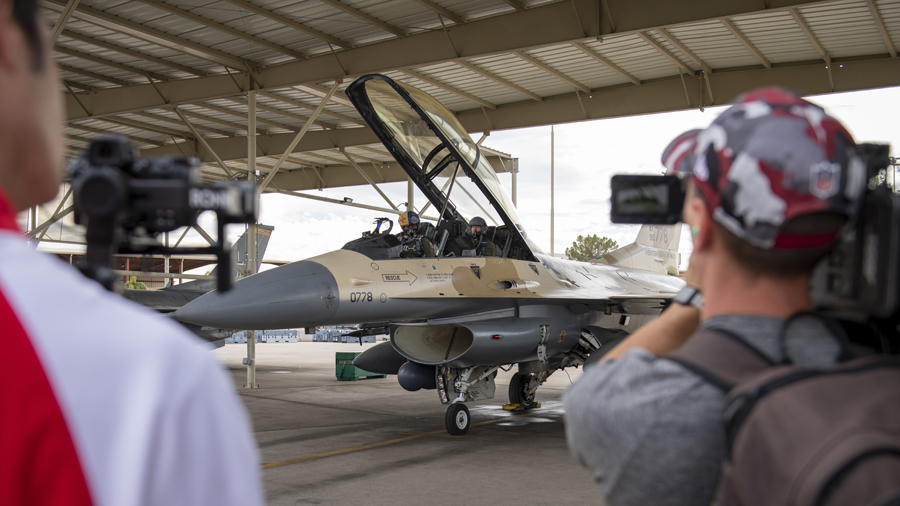 Arizona Cardinals Salute to Service > Luke Air Force Base