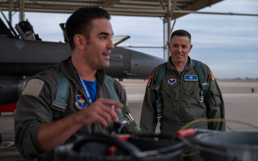 Th FW Command Chief Takes First Familiarization Flight The Thunderbolt Luke AFB