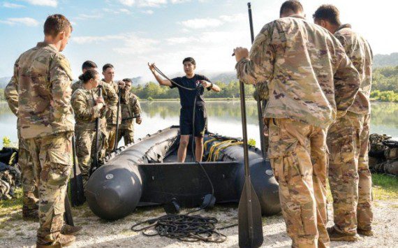 First Female Sapper Leader Course Instructor Paves The Way For Others 