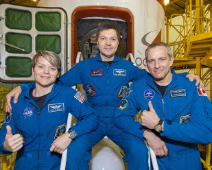 NASA Astronaut Anne McClain, Crewmates Arrive Aboard ISS - Aerotech ...