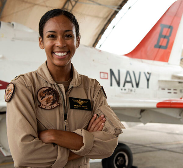 U.S. Navy’s First Black Female Tactical Air Pilot Earns Wings of Gold ...