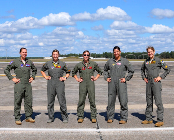 Female Fighter Pilots Test Modified “g Suit” Aerotech News And Review
