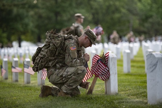 75 years of 'Flags In' at Arlington National Cemetery - Aerotech News ...